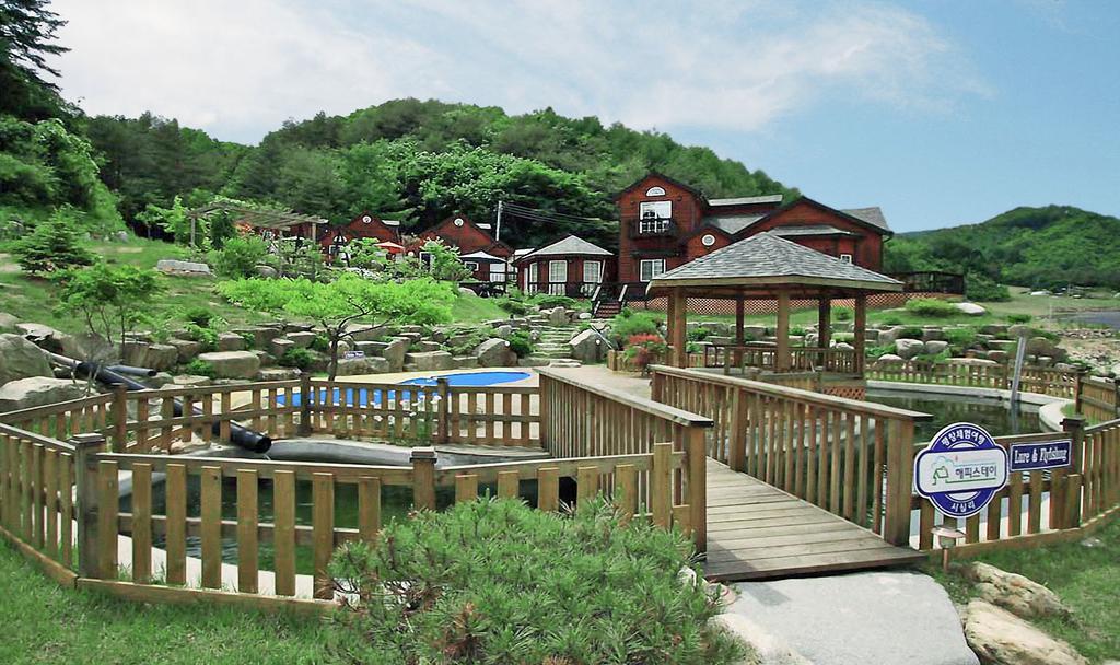 Sisilli Pension Пхёнчхан Экстерьер фото