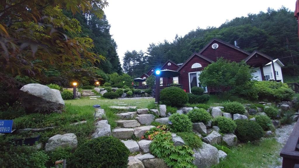 Sisilli Pension Пхёнчхан Экстерьер фото